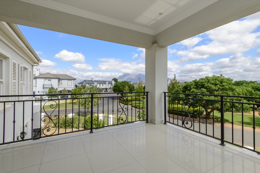 4 Bedroom Property for Sale in Val De Vie Estate Western Cape